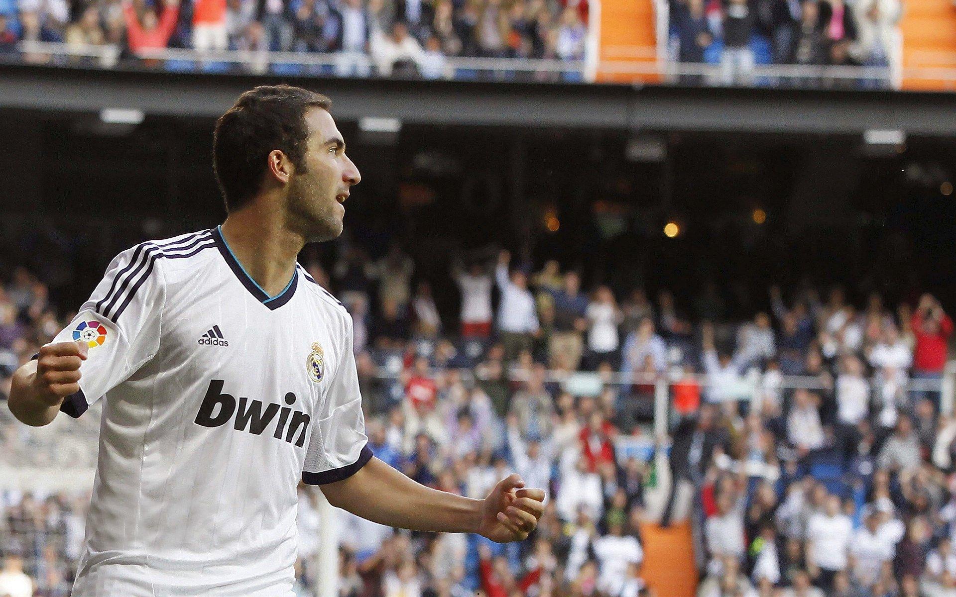 冰上飞人宁忠岩剑指冰丝带，以最佳状态书写速度滑冰新篇章