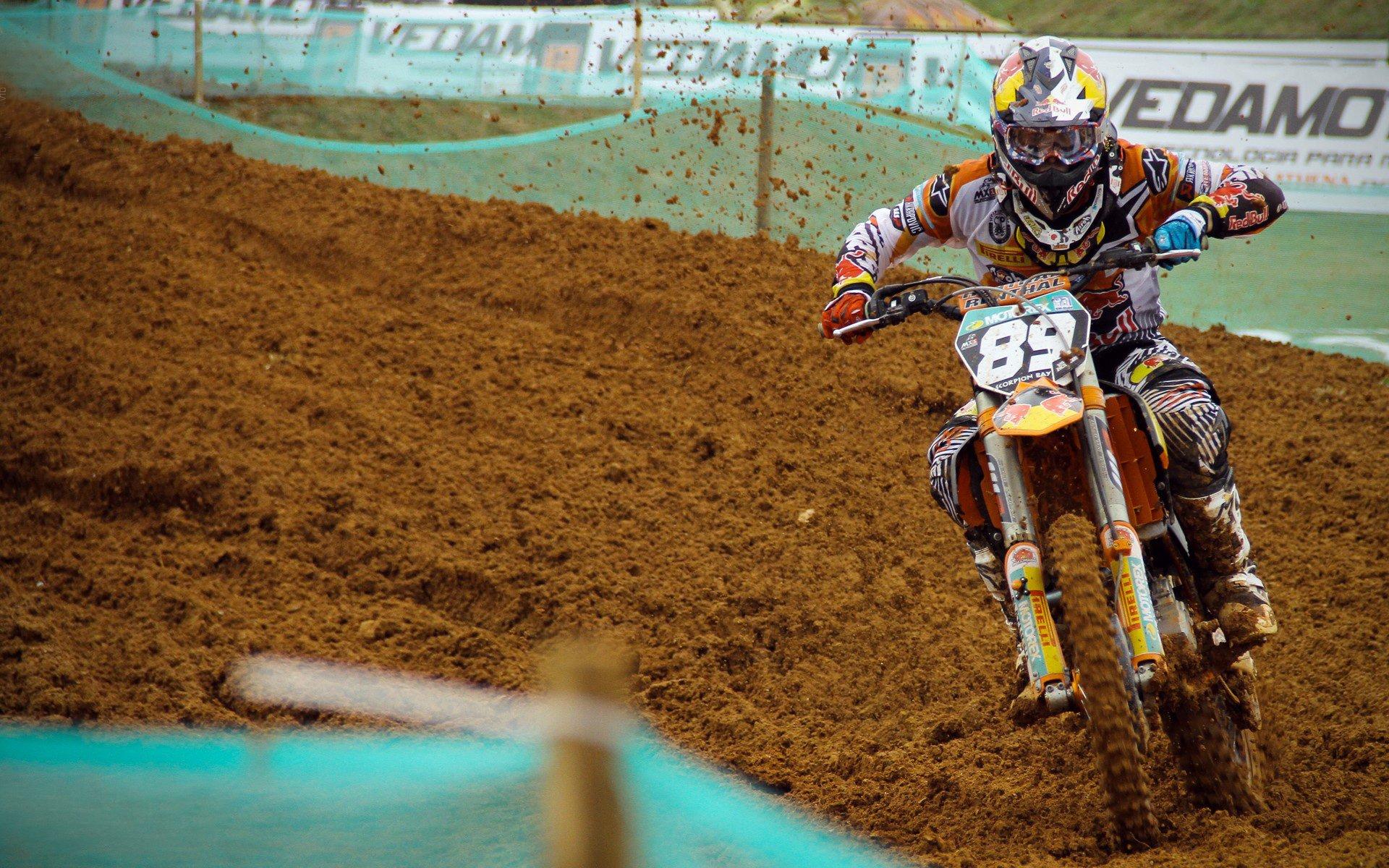 CBA公司重拳整肃赛风赛纪 广东男篮投资人违规遭禁赛罚款